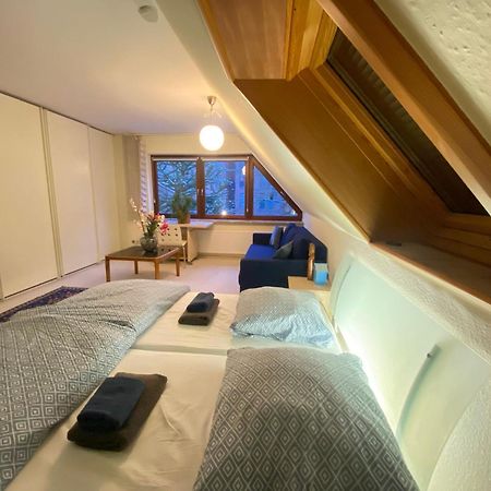 Gartenblick-Oase: Obergeschosswohnung In Hamburg-Harburg Buitenkant foto