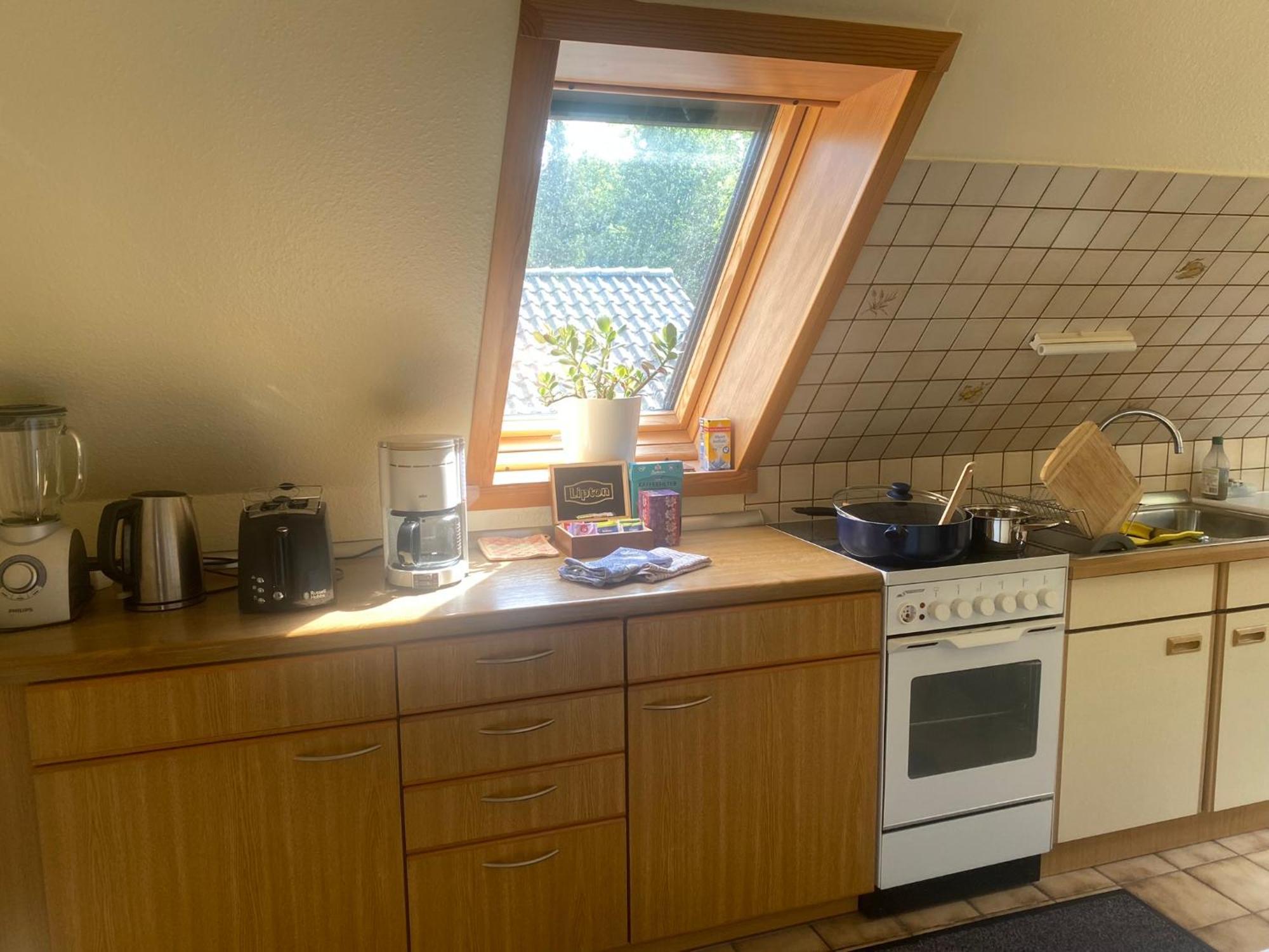 Gartenblick-Oase: Obergeschosswohnung In Hamburg-Harburg Buitenkant foto